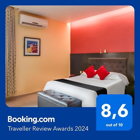 Veracruz Suites Hotel Eksteriør bilde